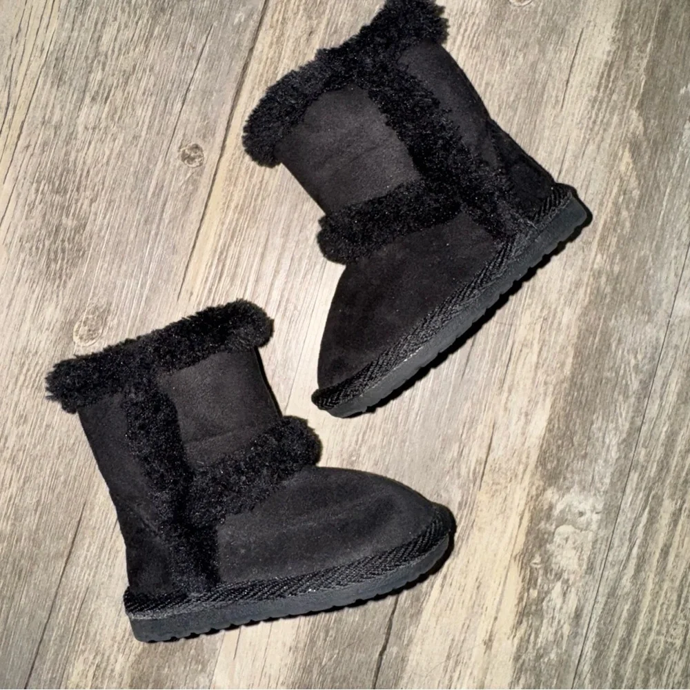 Furry Baby Boots